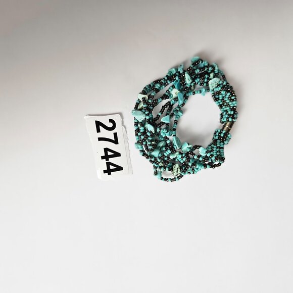 7" Turquoise Style Bead & Stone Bracelet w/ Magnetic Closure - Picture 12 of 12